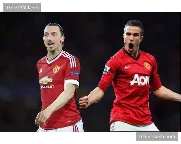 在反击体系下，范佩西与伊布锋线触球偏向分散