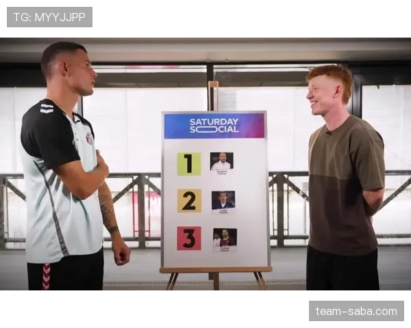 伊涅斯塔与莫德里奇：组织核心的球权集中度差异解析