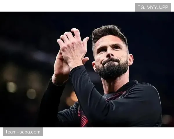 吉鲁与伊布前锋角色演变中的射门效率分化机制