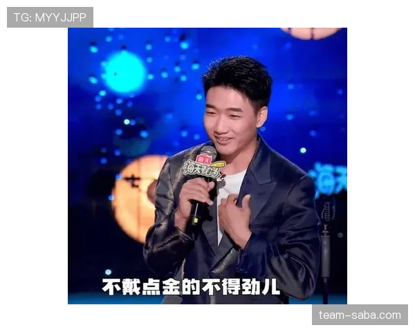 高亭宇这生活是真的让人看不懂，球场上拼命，私底下却连一顿饭都奢侈得像开发布会似的